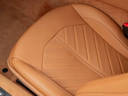 Aston Martin Vantage S Roadster 2026