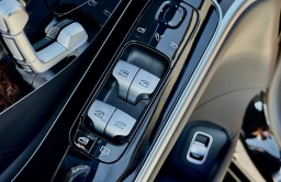 Mercedes-Benz S-Class Maybach S 580 4MATIC Sedan 2026