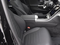 Mercedes-Benz C-Class C 300 4MATIC Sedan 2026