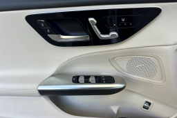 Mercedes-Benz C-Class C 300 4MATIC Sedan 2026