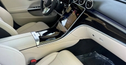 Mercedes-Benz C-Class C 300 4MATIC Sedan 2026