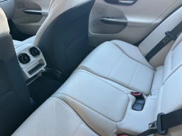Mercedes-Benz C-Class C 300 4MATIC Sedan 2026