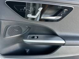 Mercedes-Benz C-Class C 300 4MATIC Sedan 2026