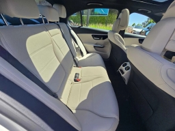 Mercedes-Benz C-Class C 300 4MATIC Sedan 2026
