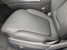 Mercedes-Benz C-Class C 300 4MATIC Sedan 2026
