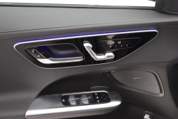 Mercedes-Benz C-Class C 300 4MATIC Sedan 2026
