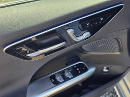 Mercedes-Benz C-Class C 300 4MATIC Sedan 2026
