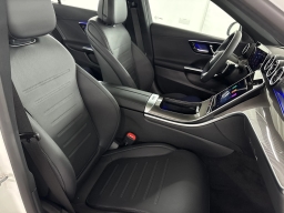 Mercedes-Benz C-Class C 300 4MATIC Sedan 2026