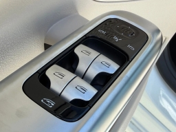 Mercedes-Benz C-Class C 300 4MATIC Sedan 2026