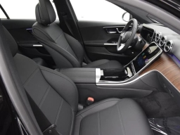 Mercedes-Benz C-Class C 300 4MATIC Sedan 2026