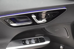 Mercedes-Benz C-Class C 300 4MATIC Sedan 2026