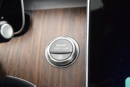 Mercedes-Benz C-Class C 300 4MATIC Sedan 2026
