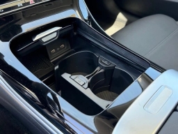 Mercedes-Benz C-Class C 300 4MATIC Sedan 2026