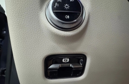 Mercedes-Benz C-Class C 300 4MATIC Sedan 2026