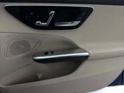 Mercedes-Benz C-Class C 300 4MATIC Sedan 2026