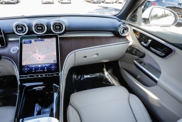 Mercedes-Benz C-Class C 300 4MATIC Sedan 2025