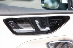 Mercedes-Benz C-Class C 300 4MATIC Sedan 2025