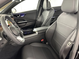Mercedes-Benz C-Class C 300 4MATIC Sedan 2026