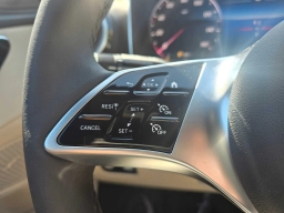 Mercedes-Benz C-Class C 300 4MATIC Sedan 2026