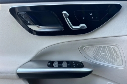 Mercedes-Benz C-Class C 300 4MATIC Sedan 2026
