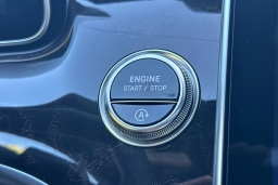 Mercedes-Benz C-Class C 300 4MATIC Sedan 2026
