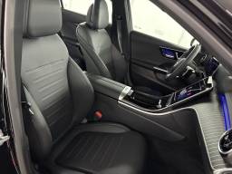 Mercedes-Benz C-Class C 300 4MATIC Sedan 2026