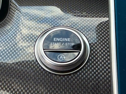 Mercedes-Benz C-Class C 300 4MATIC Sedan 2026