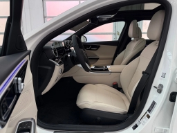 Mercedes-Benz C-Class C 300 4MATIC Sedan 2026