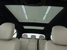 Mercedes-Benz C-Class C 300 4MATIC Sedan 2026