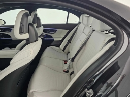 Mercedes-Benz C-Class C 300 4MATIC Sedan 2026