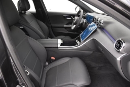 Mercedes-Benz C-Class C 300 4MATIC Sedan 2026