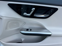 Mercedes-Benz C-Class C 300 4MATIC Sedan 2026