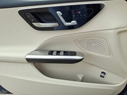 Mercedes-Benz C-Class C 300 4MATIC Sedan 2026