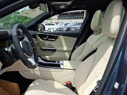 Mercedes-Benz C-Class C 300 4MATIC Sedan 2026