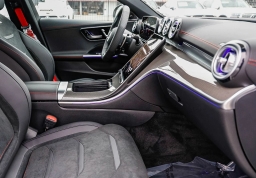 Mercedes-Benz C-Class AMG C 43 4MATIC Sedan 2026