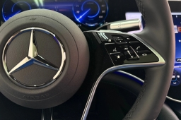 Mercedes-Benz EQS EQS 450 4MATIC Sedan 2026