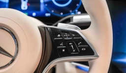 Mercedes-Benz EQS EQS 450 4MATIC Sedan 2026