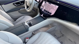 Mercedes-Benz EQS EQS 450 4MATIC Sedan 2026