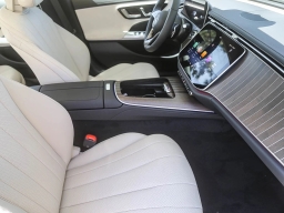 Mercedes-Benz E-Class E 350 4MATIC Sedan 2026