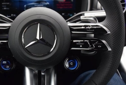 Mercedes-Benz SL AMG SL 63 S E Performance Roadster 2026