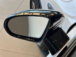 Mercedes-Benz SL AMG SL 63 S E Performance Roadster 2026