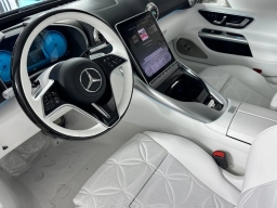 Mercedes-Benz SL Maybach SL 680 Monogram Series Roadster 2026