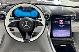 Mercedes-Benz SL Maybach SL 680 Monogram Series Roadster 2026
