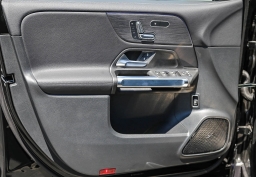 Mercedes-Benz GLB GLB 250 SUV 2026