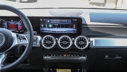 Mercedes-Benz GLB GLB 250 SUV 2026
