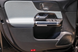 Mercedes-Benz GLB GLB 250 SUV 2026