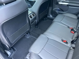 Mercedes-Benz GLB GLB 250 SUV 2026