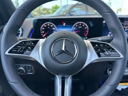 Mercedes-Benz GLB GLB 250 SUV 2026