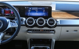 Mercedes-Benz GLB GLB 250 SUV 2026