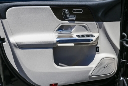 Mercedes-Benz GLB GLB 250 SUV 2026